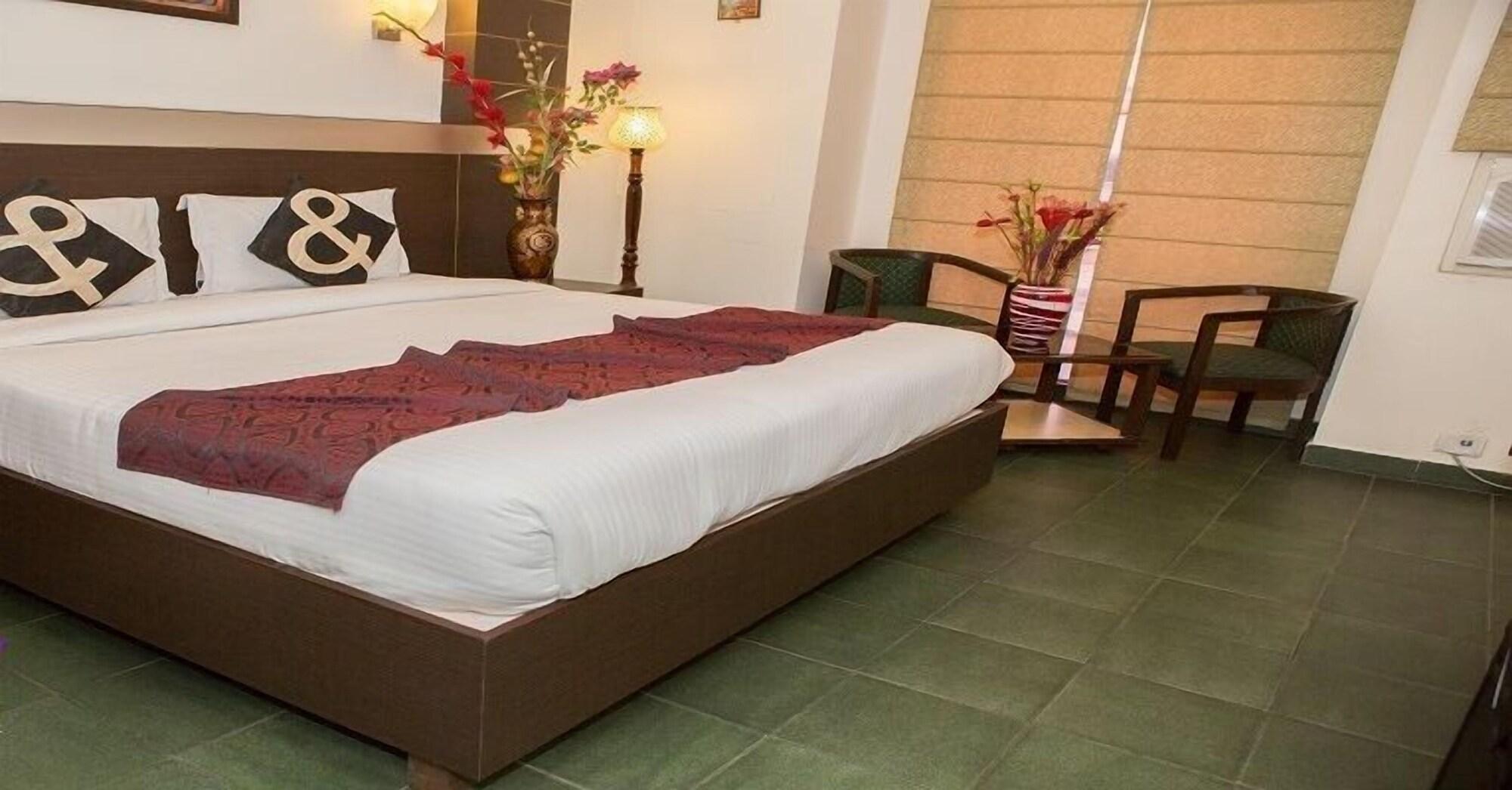 The Crest Inn Delhi  Dış mekan fotoğraf