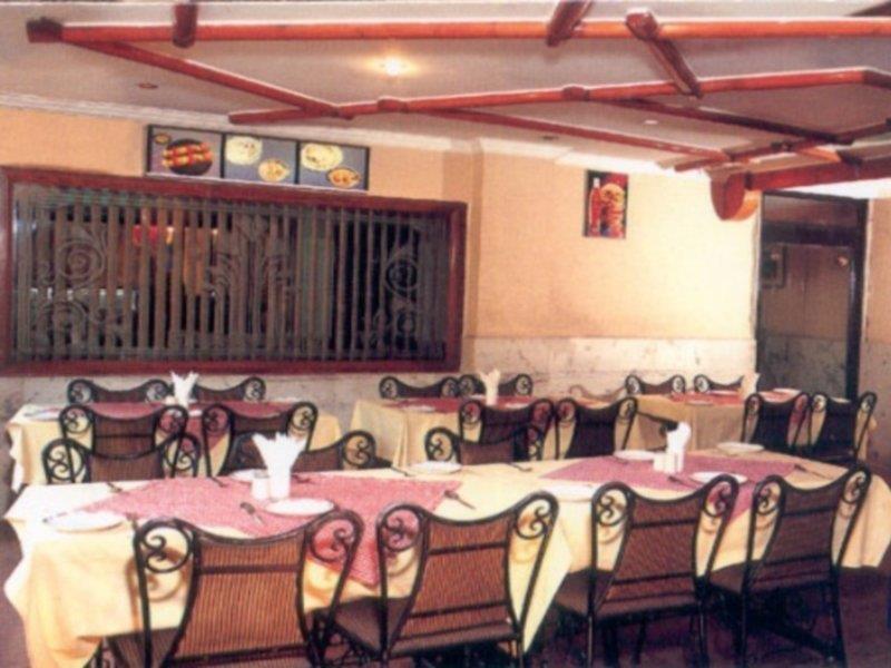 The Crest Inn Delhi  Dış mekan fotoğraf